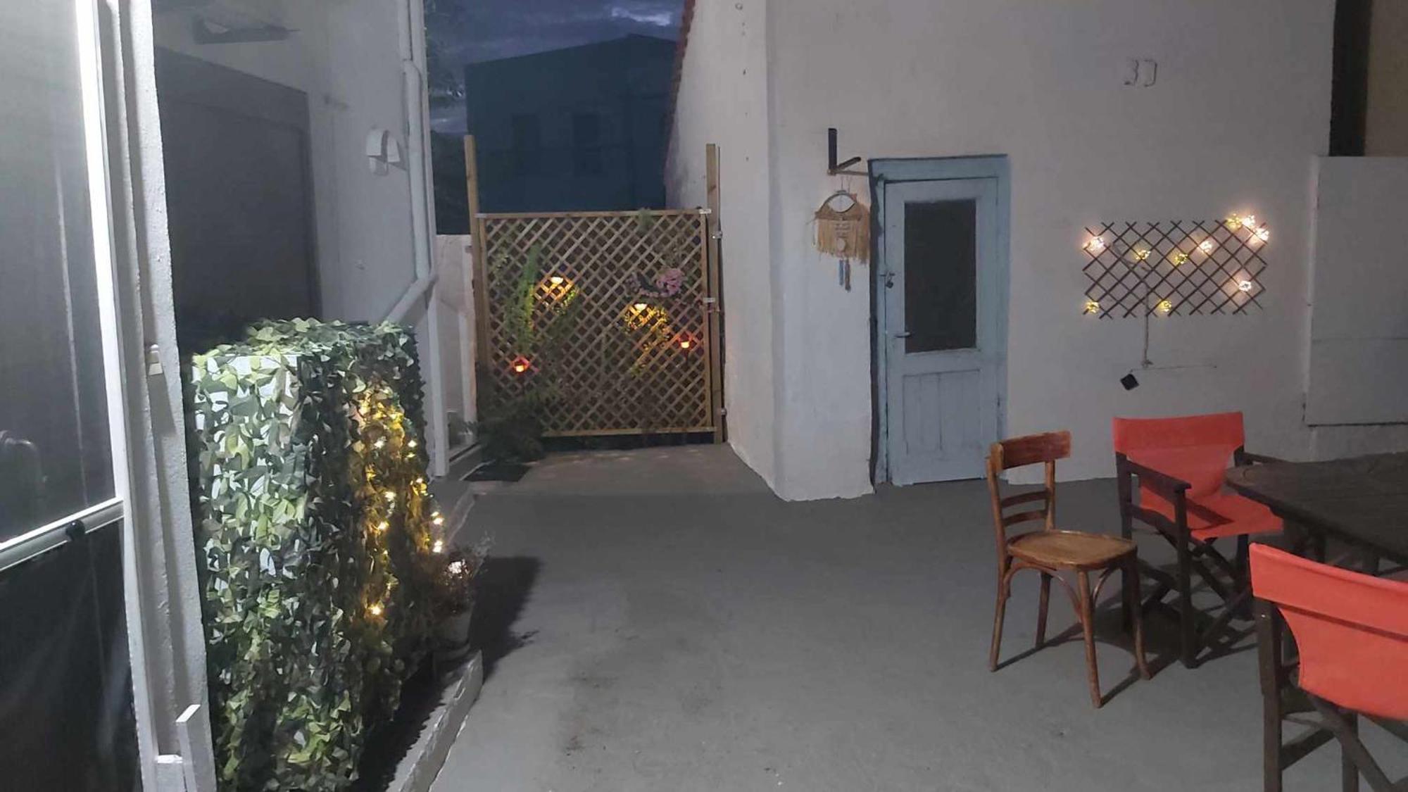 Kostas Studios Apartments - Ενοικιαζόμενα Δωμάτια Με Κουζινάκι Myrina Luaran gambar